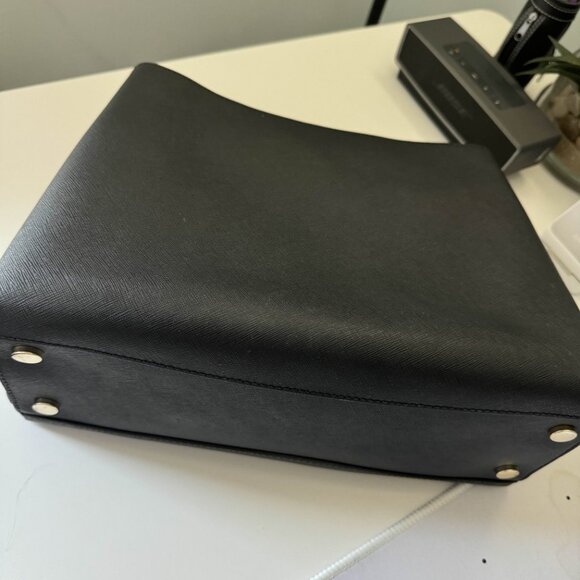 MICHAEL KORS PORTIA BLACK SAFFIANO LEATHER - Picture 5 of 5